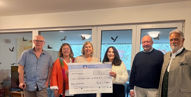 Zweite Spendenübergabe an LeA Lebensqualität im Alter e.V. anlässlich des 60-jährigen Jubiläums der Heinz-Dörks-Stiftung